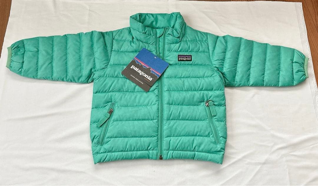 新品タグ付きpatagonia 12M約80㎝ミントグリーン ダウンジャケット