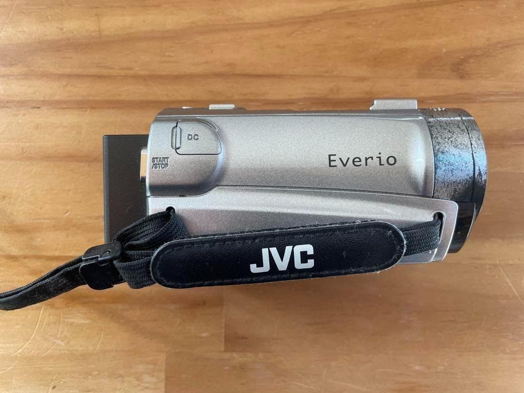 ビクター JVC Victor Everio GZ-E745-S おまけ付き