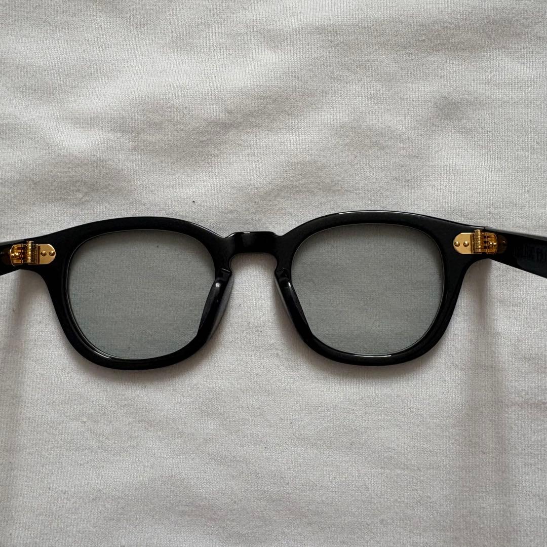 shooting star JULIUS TART OPTICAL AR