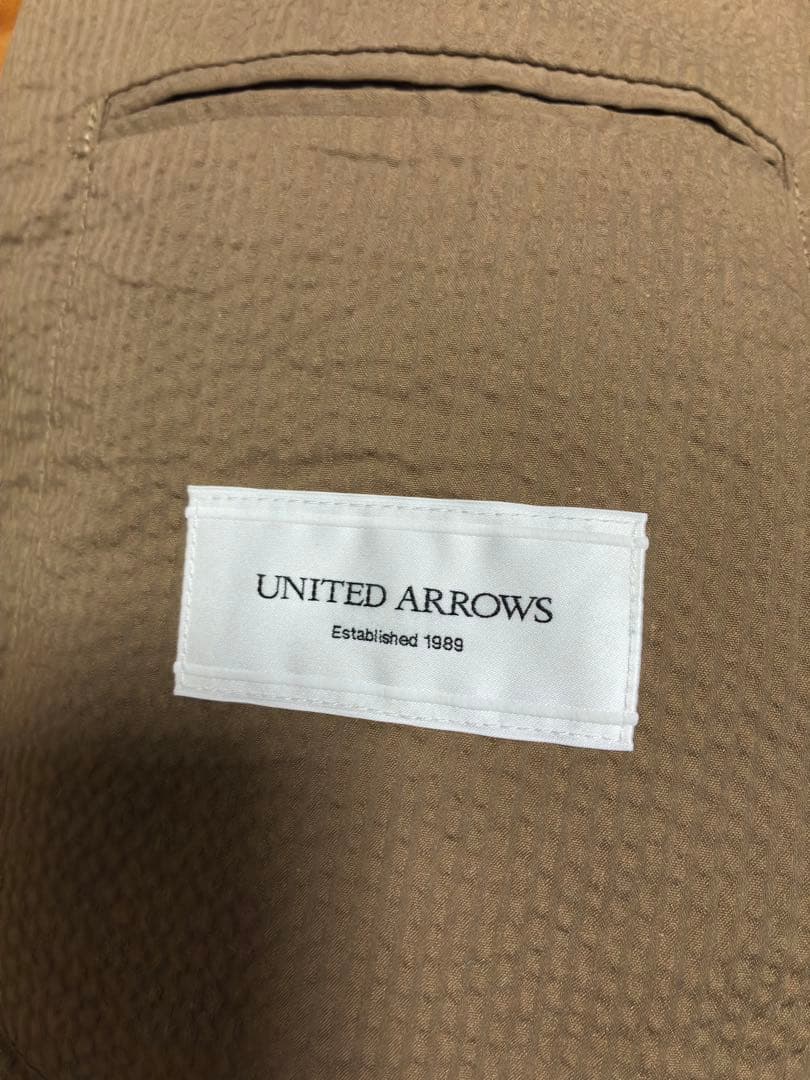 UNITED ARROWS セットアップ　ベージュ　サイズ４６　シアサッカ