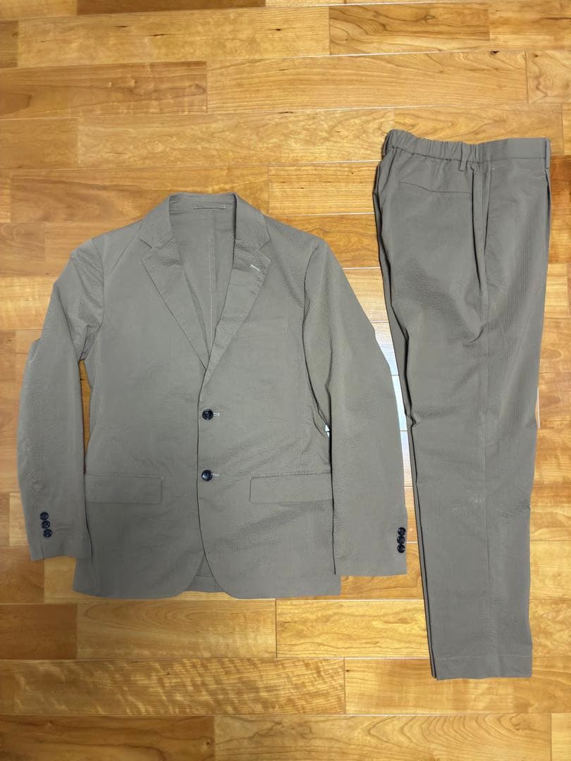 UNITED ARROWS セットアップ　ベージュ　サイズ４６　シアサッカ