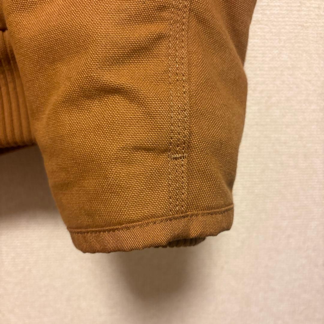 Carhartt フード付きブラウンジャケット