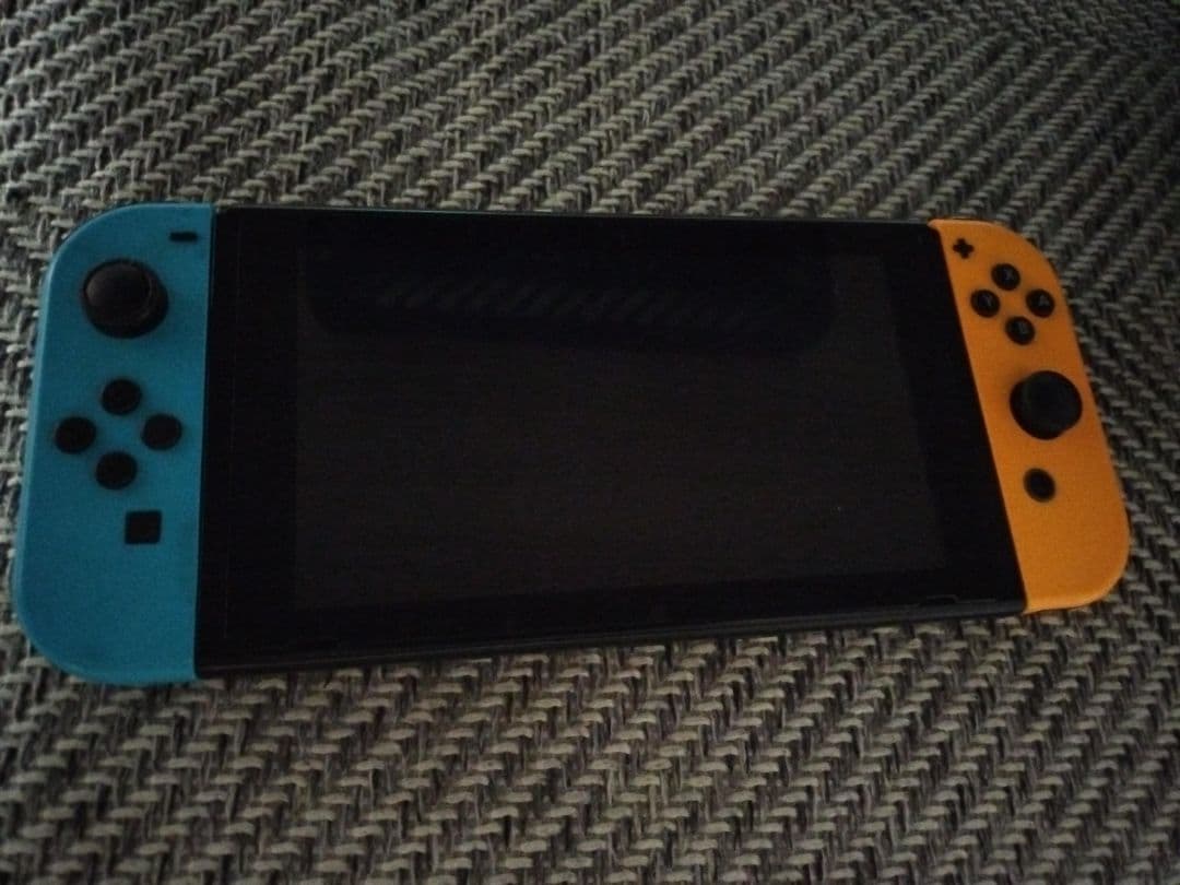 Nintendo Switch 本体 青/オレンジ 充実付属品　ケース付