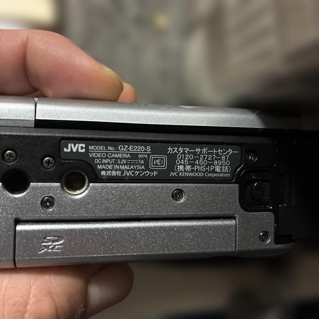 ⭐️間もなく終了します⭐️JVC FULL HD ビデオカメラ