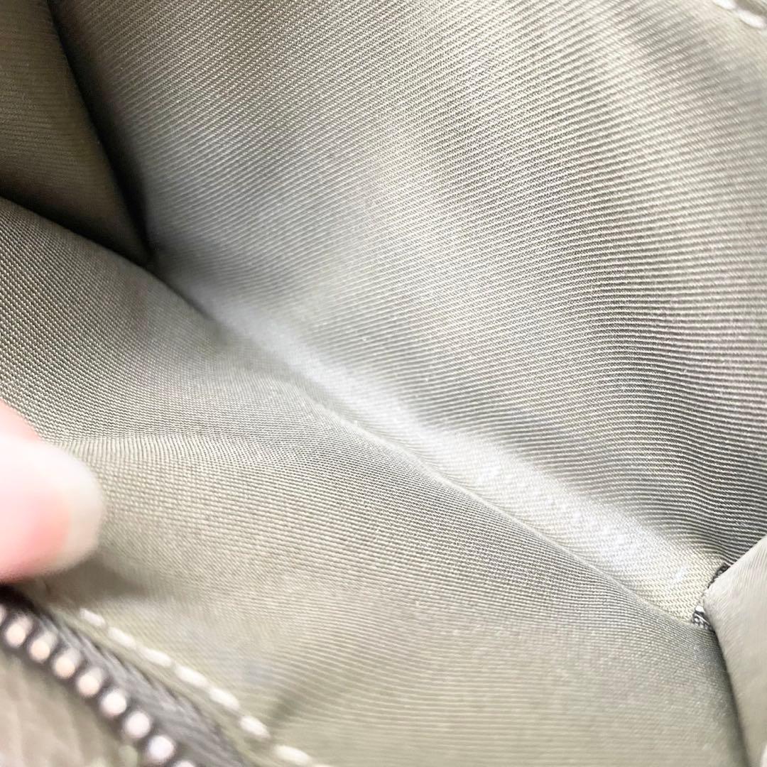 【極美品】COACH 二つ折り財布 ミディアム コーナー ジップ ウォレット
