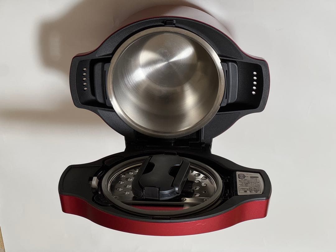 ヘルシオホットクック　HEALSIO 電気圧力鍋 KN-HT99A-R 1.6L