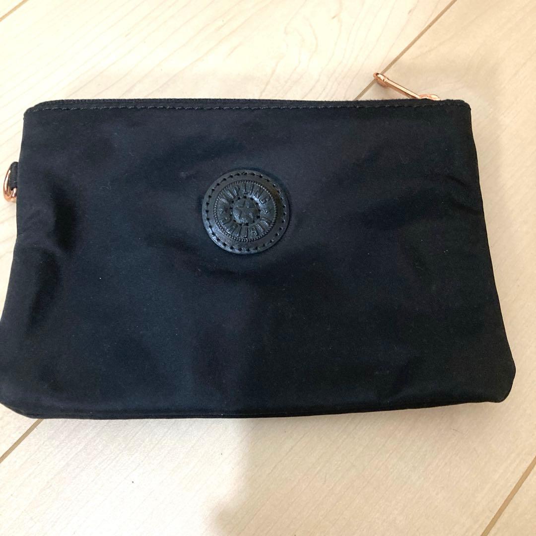Kipling 黒 ボストンバッグ タッセル付き