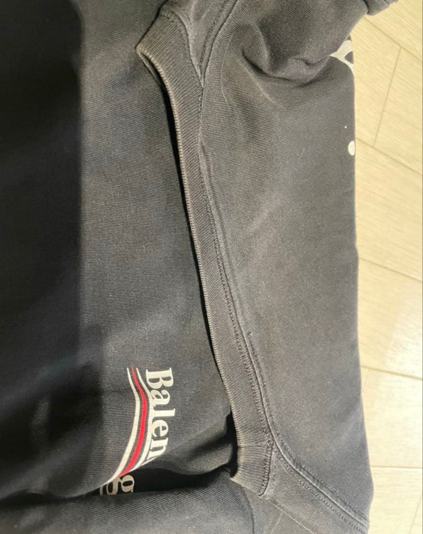 hh　Balenciaga Black T