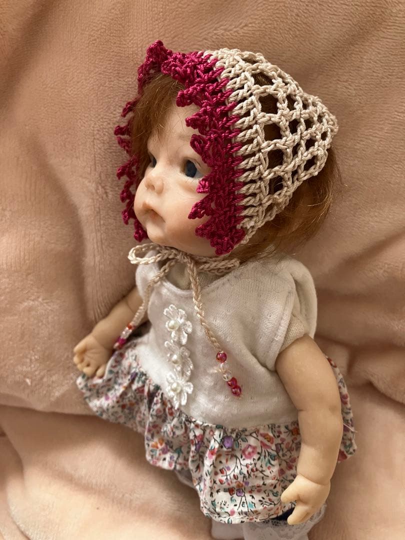 み*ん様 樹脂粘土女の子　サーニット　創作人形　ハンドメイド