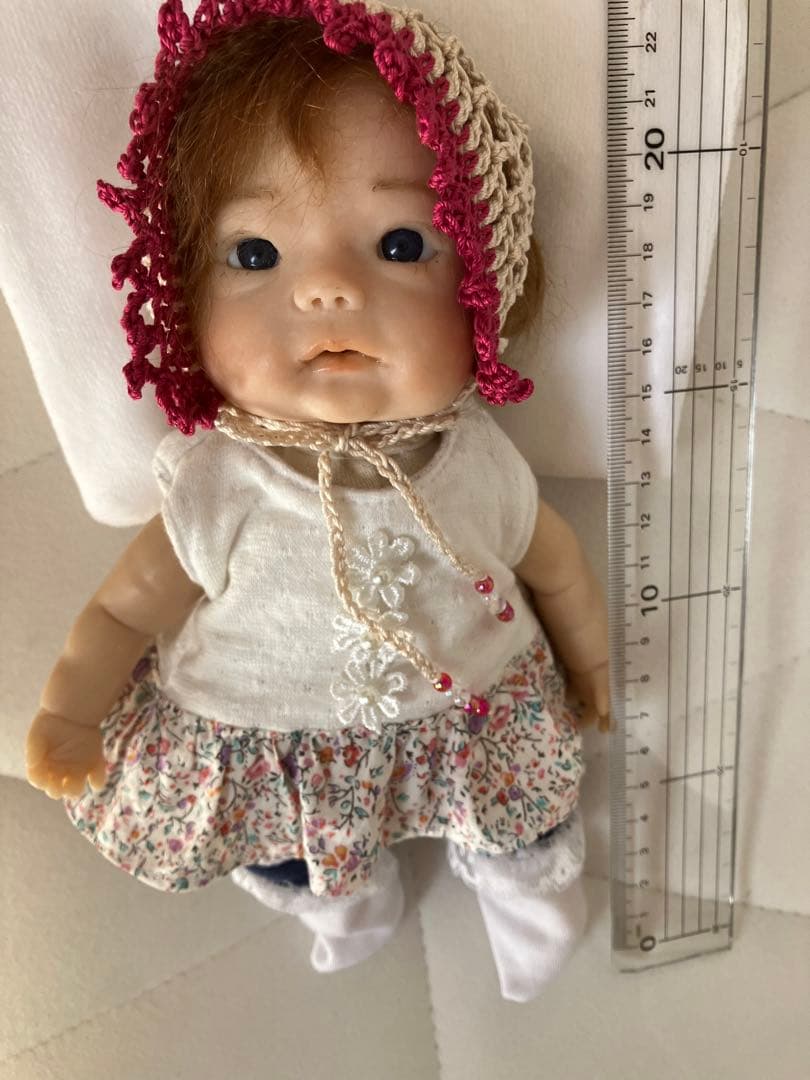 み*ん様 樹脂粘土女の子　サーニット　創作人形　ハンドメイド