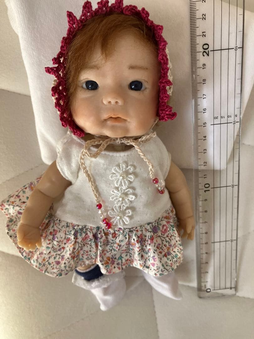み*ん様 樹脂粘土女の子　サーニット　創作人形　ハンドメイド