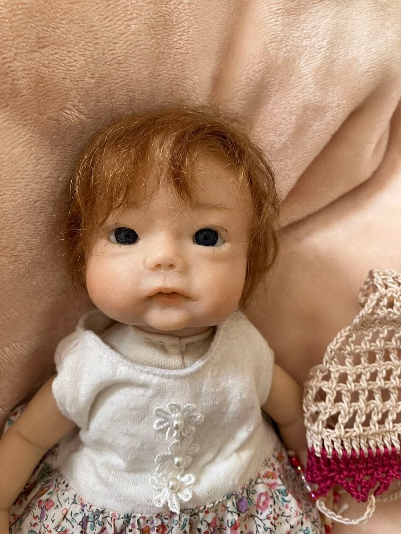 み*ん様 樹脂粘土女の子　サーニット　創作人形　ハンドメイド