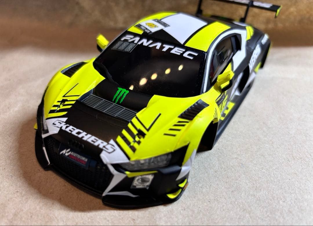 Miniz ボディ　Audi R8 LMS GT3 Skechers