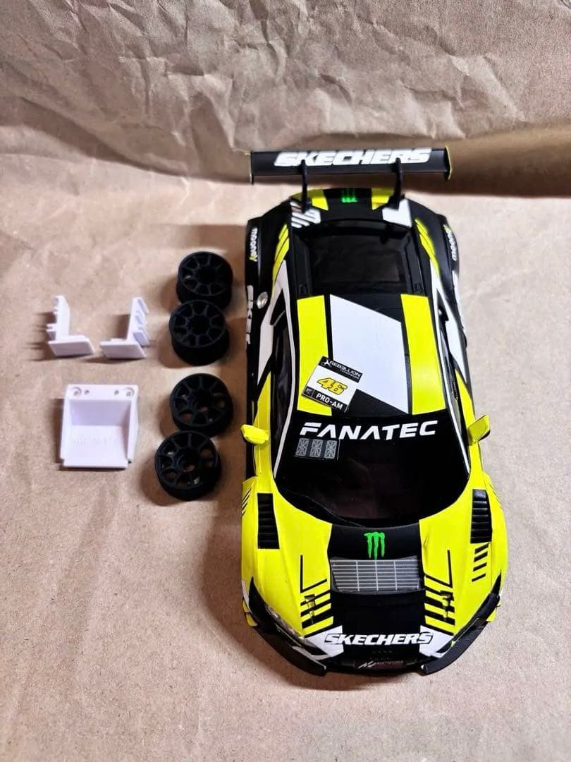 Miniz ボディ　Audi R8 LMS GT3 Skechers