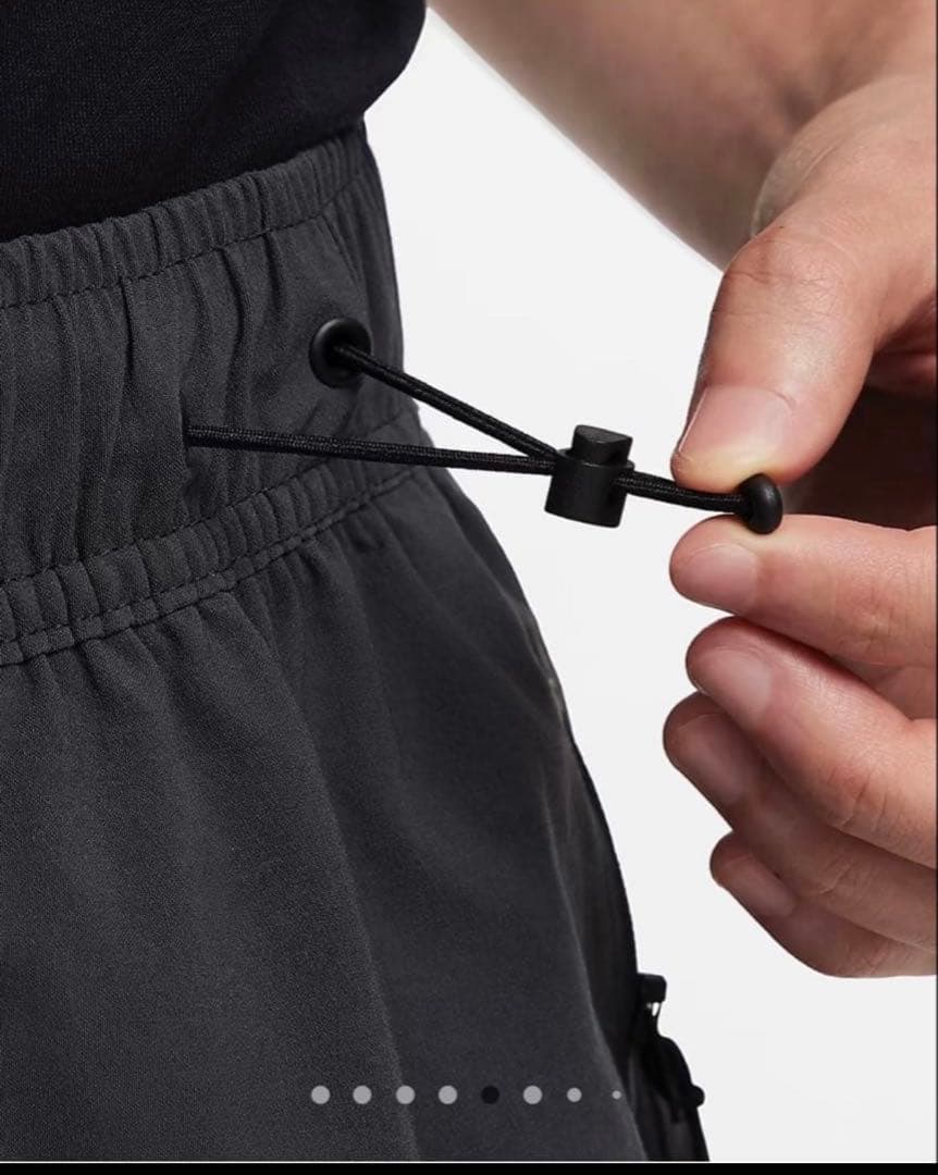 新品未使用　ナイキテックメンズ ウーブンオープンヘムパンツ　Mサイズ