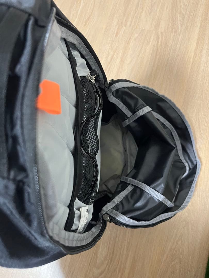 deuter RACE 16 バックパック ブラック