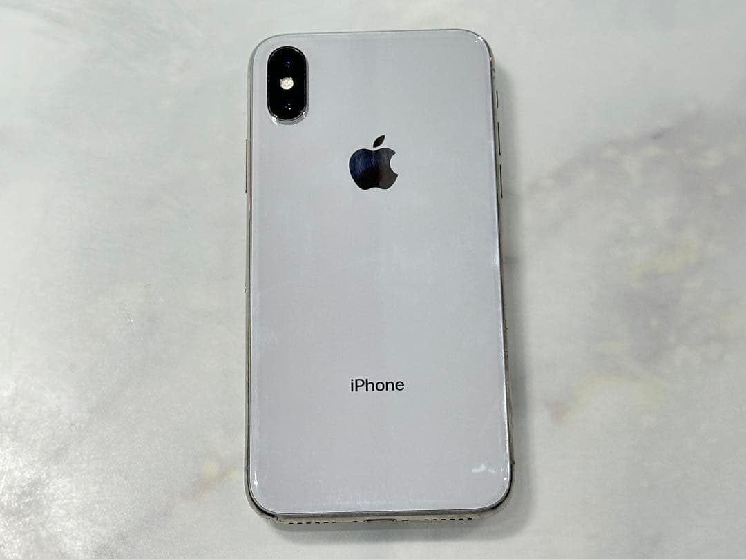 [ジャンク] Apple iPhone X 64GB シルバー