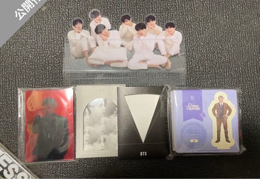BTS まとめ売り ウィンターパッケージ DVD トレカ ミニフォト 缶バッジ
