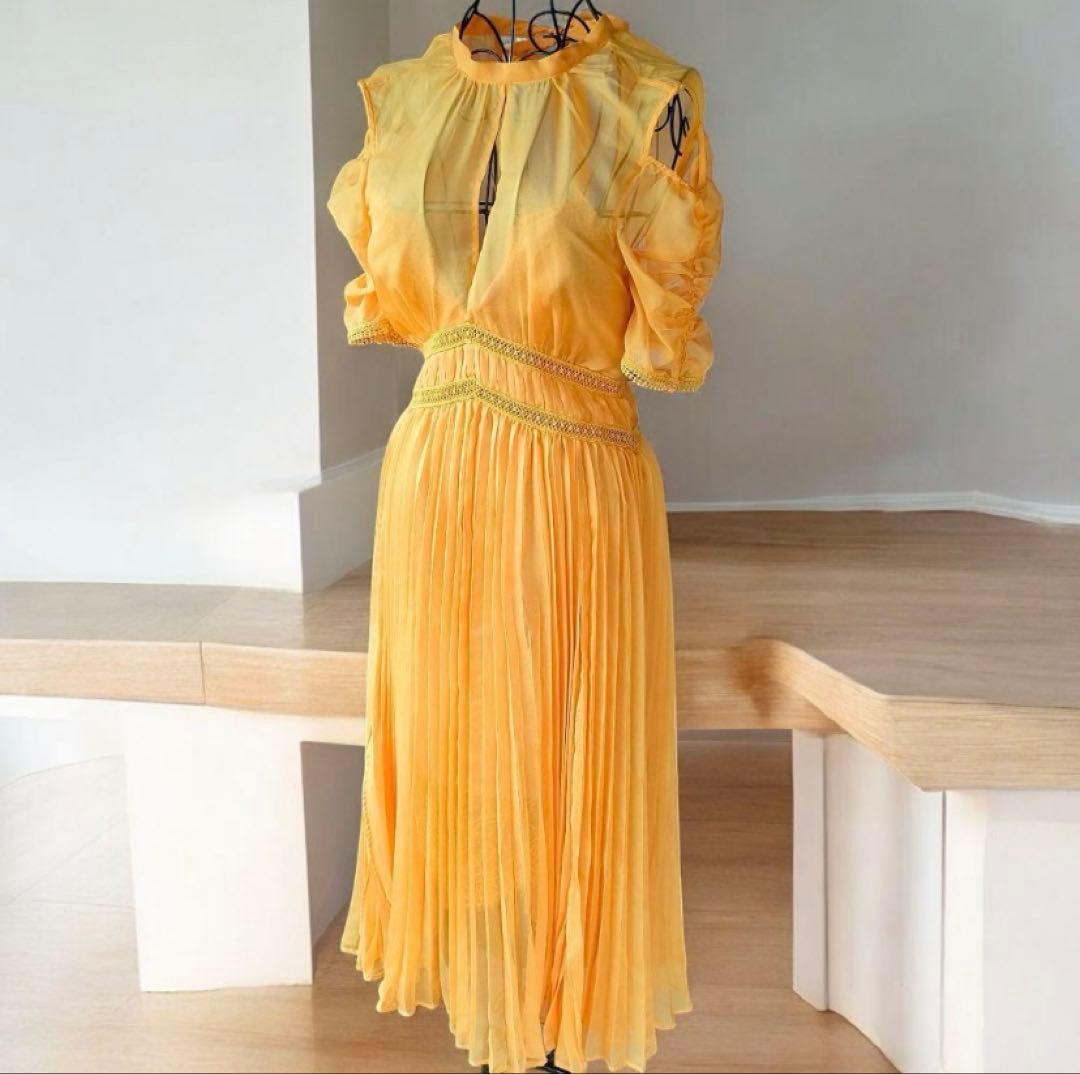 新品♡セルフポートレート プリーツワンピース　おまけベージュキャミ付けます♡