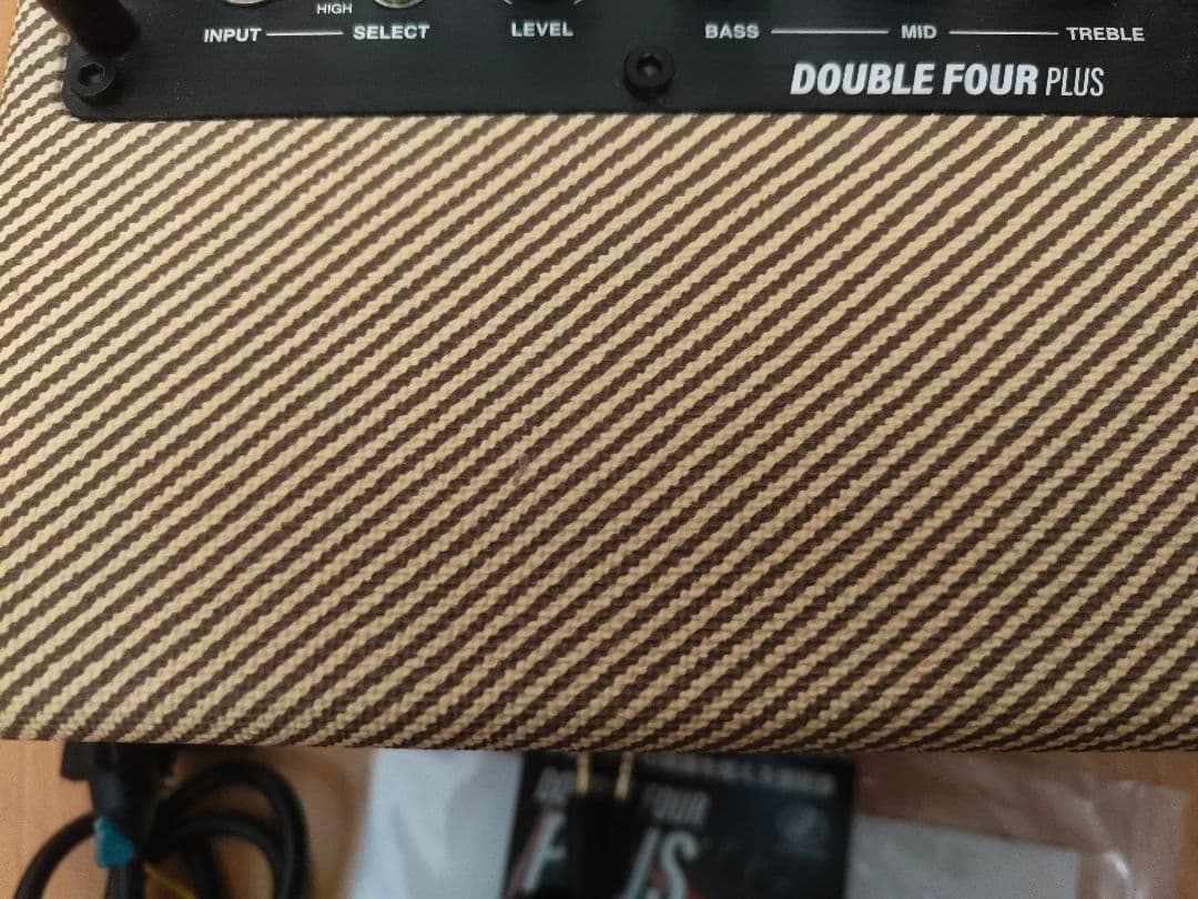 PHIL JONES DOUBLE FOUR PLUS Tweed ベースアンプ