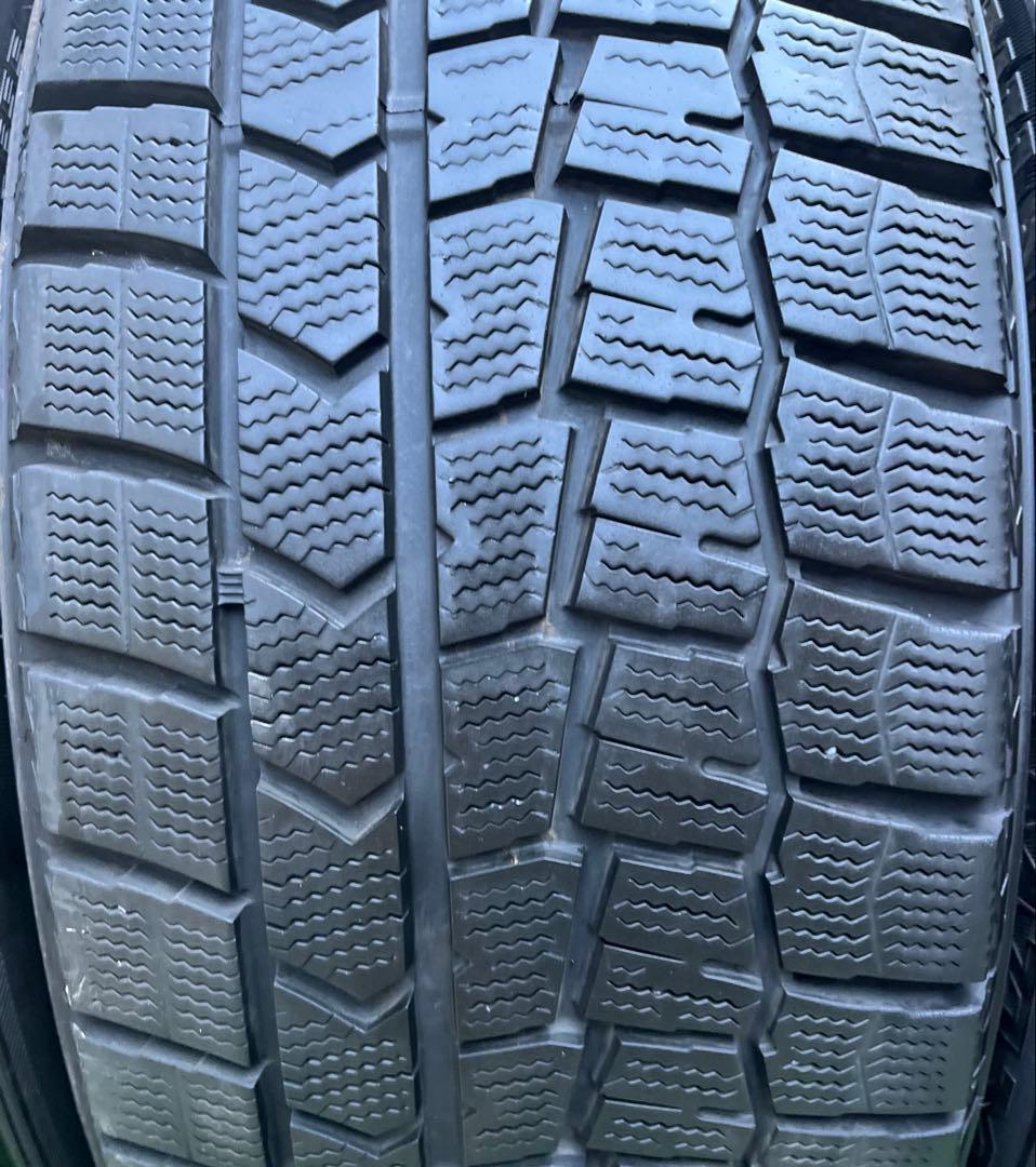 215/55 R17 DUNLOP WINTERMAXXスタッドレスタイヤ