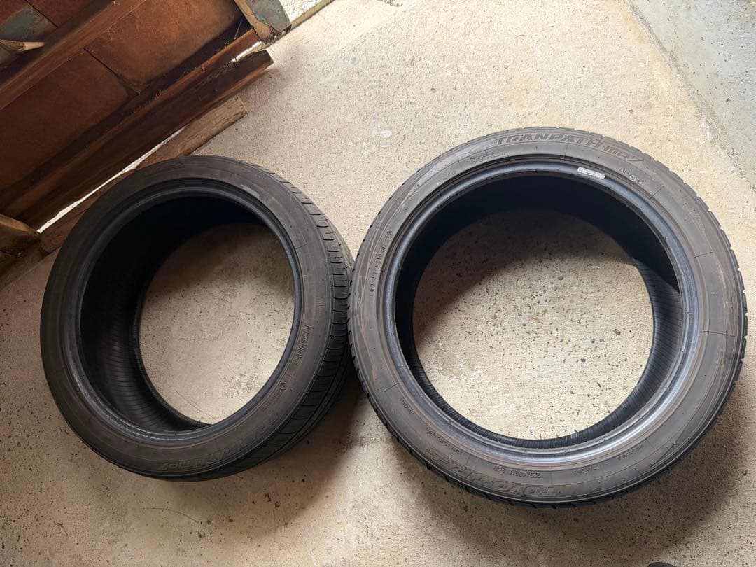 TOYO TIRES TRANPATH 225/45R18 2本①