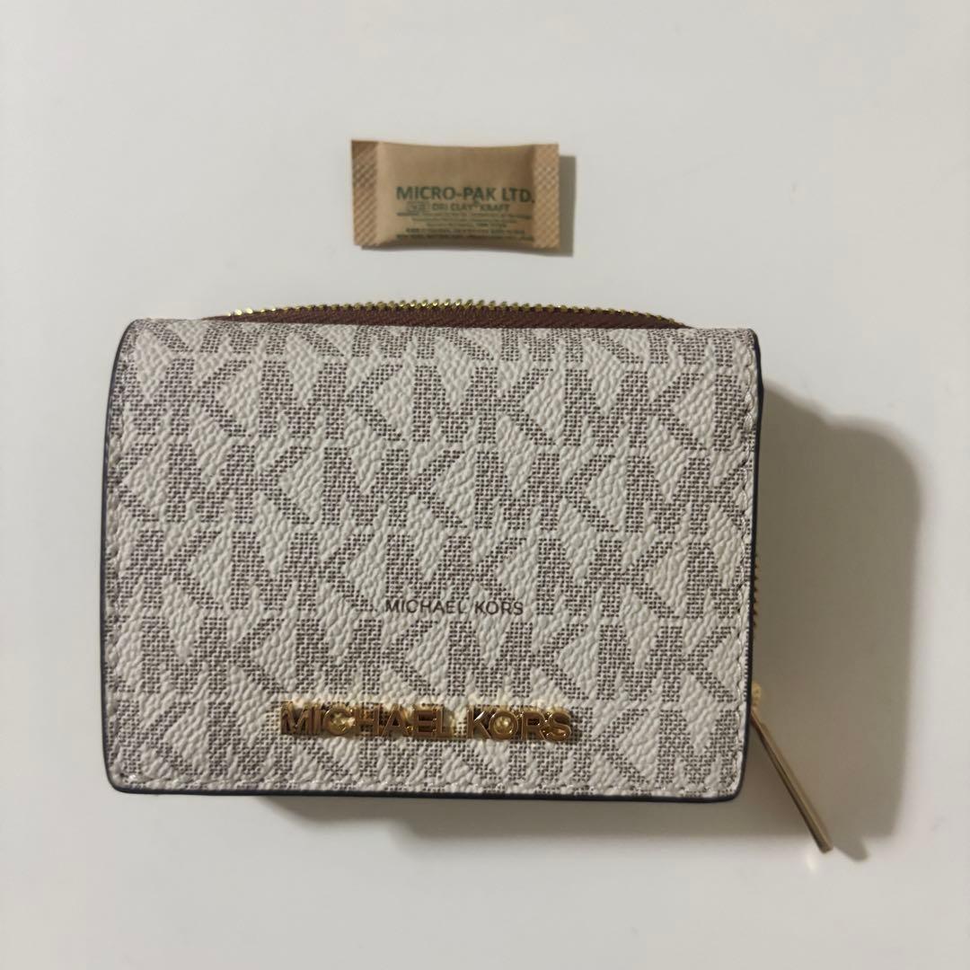 新品　MICHAEL KORS モノグラム三つ折り財布