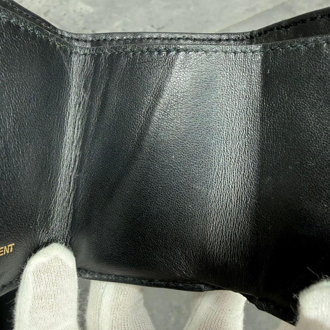 ★美品★サンローラン 三つ折り財布 Vステッチ キャビアスキン YSL ブラック