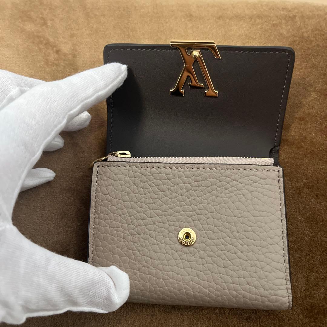 LOUIS VUITTON ポルトフォイユ・カプシーヌ XS ガレ