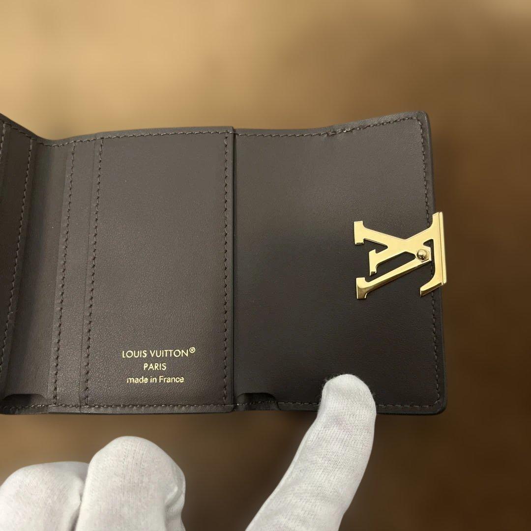 LOUIS VUITTON ポルトフォイユ・カプシーヌ XS ガレ