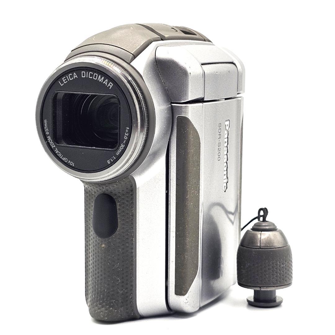 Panasonic SDR-S200 動作品 SDビデオカメラ バッテリー2個付