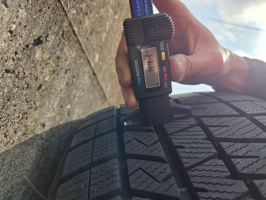 【qp】ダンロップ ウィンターマックス WM03 225/50R17