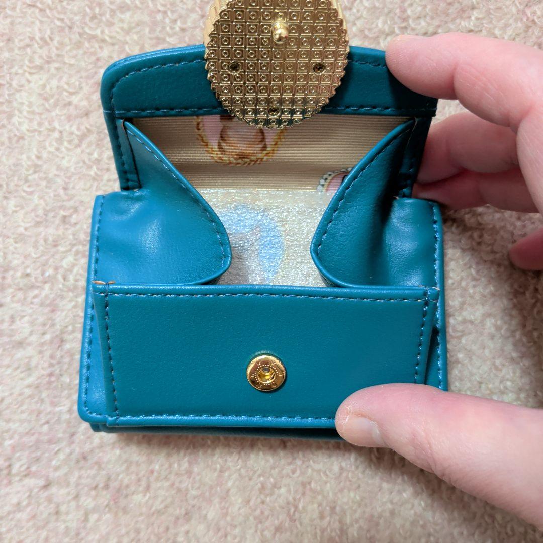 新品・未使用品　PAUL & JOE　三つ折りミニ財布　CAT BROOCH　緑