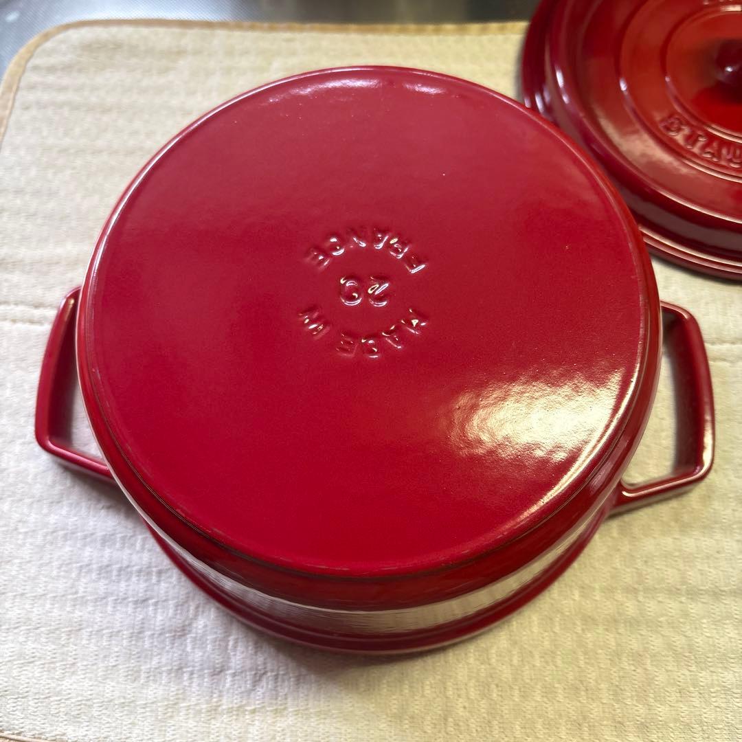 STAUB 鋳鉄製 両手鍋 20cm レッド