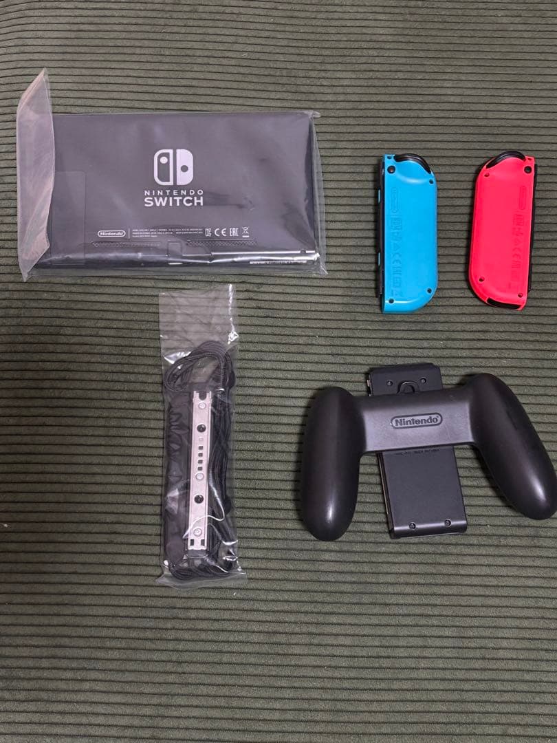 Nintendo Switch 本体 青/赤　付属品　ジャンク