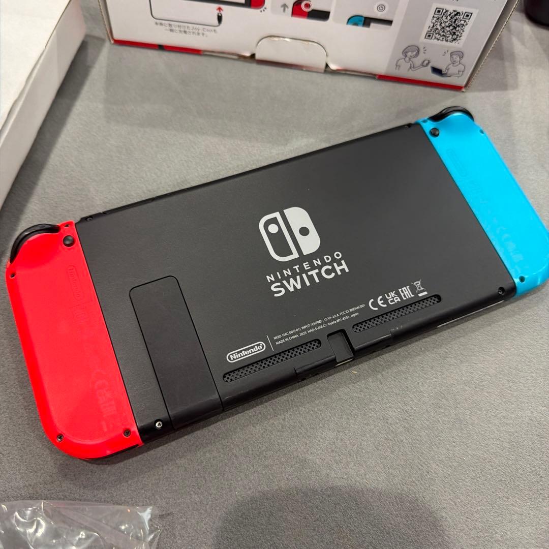 【付属品完備】Nintendo Switch 本体　Joy-Con2種付属