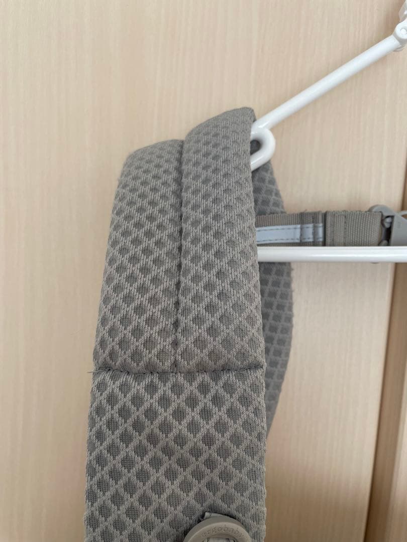 【美品】エルゴ　オムニブリーズ　パールグレー