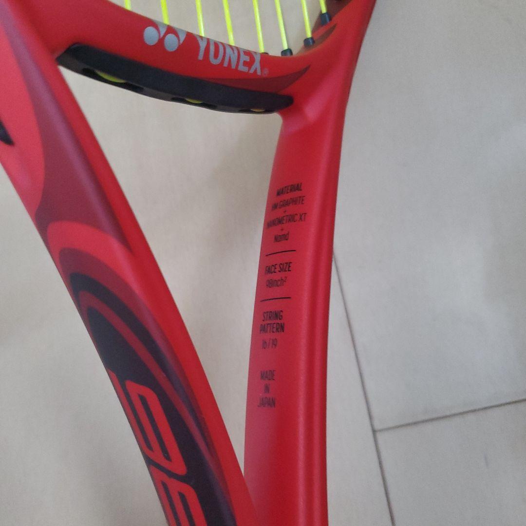 美品 YONEX VCORE 98 ブイコア テニスラケット G2