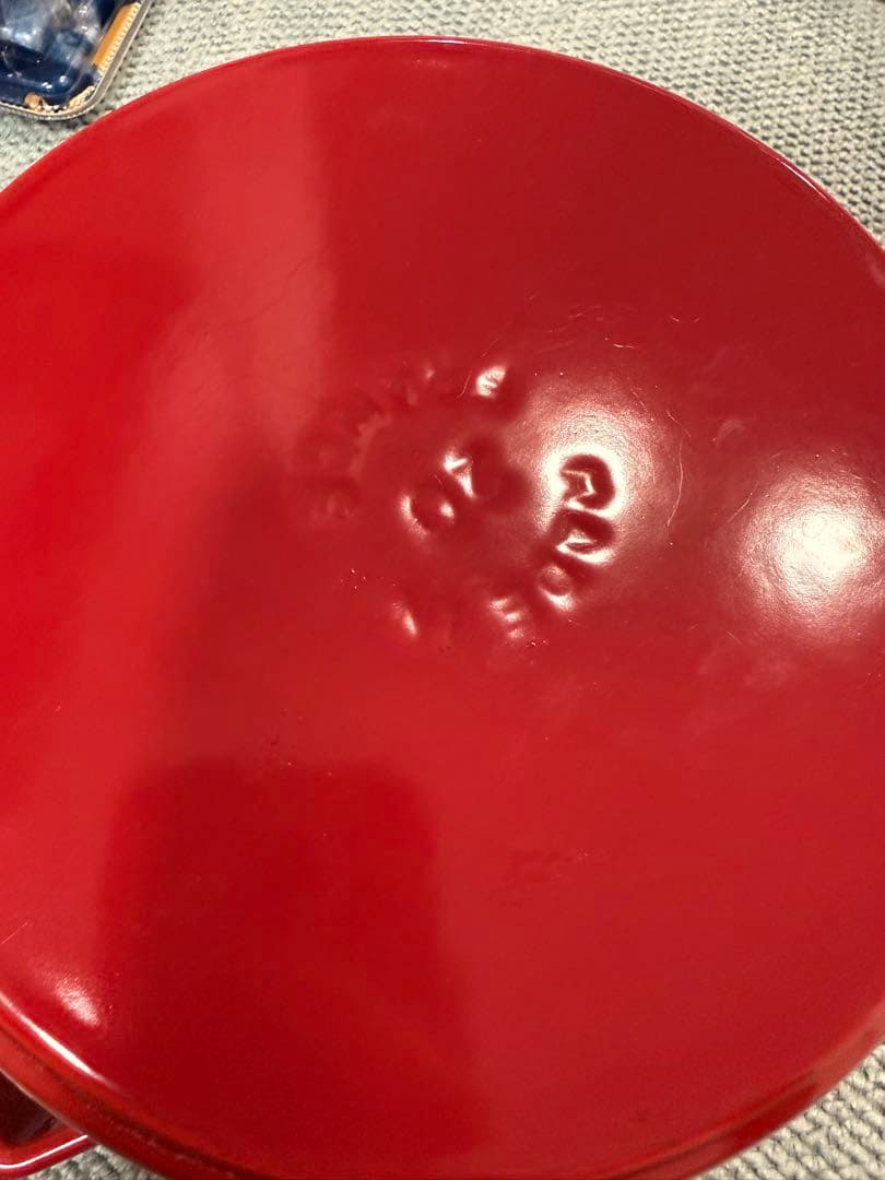 staub ストウブ ピコ・ココット ラウンド 20cm レッド