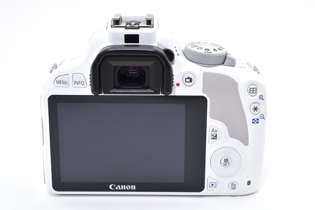 ✨動作確認済✨Canon kiss X7 ホワイト シャッター数1540回 美品