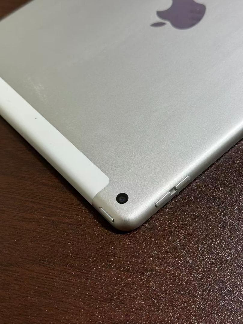 Apple iPad 第8世代 128GB WiFiモデル