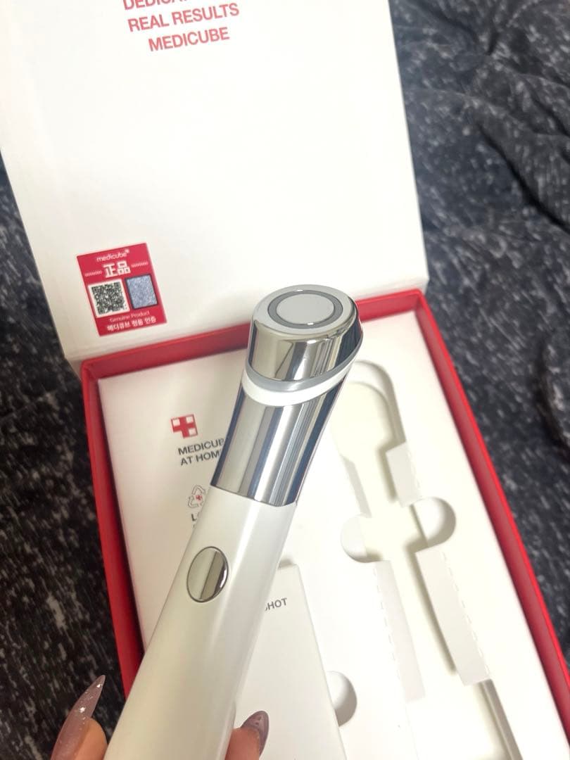 最終値下げ★メディキューブ美顔器2点セット【EMSショット，ダーマエアショット】