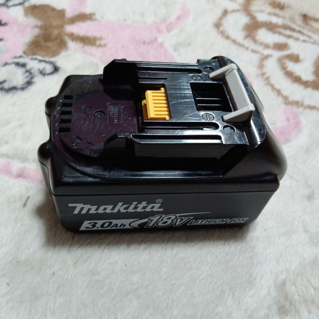 マキタ18V充電式クリーナ CL180FD 純正バッテリー、純正急速充電器付