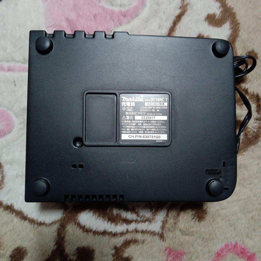 マキタ18V充電式クリーナ CL180FD 純正バッテリー、純正急速充電器付