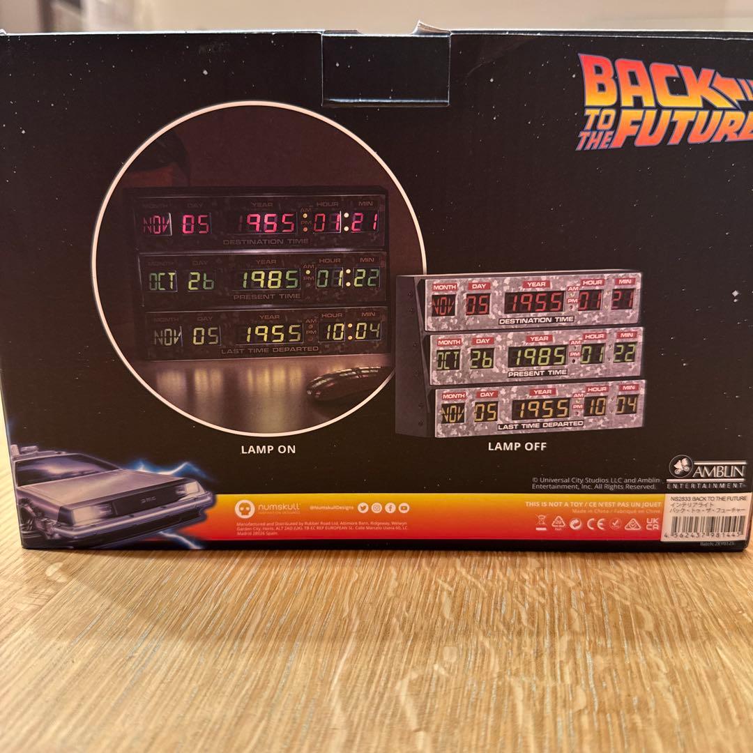 ユニバーサル　バックトゥザフューチャー　インテリアライト　デスクランプ　新品