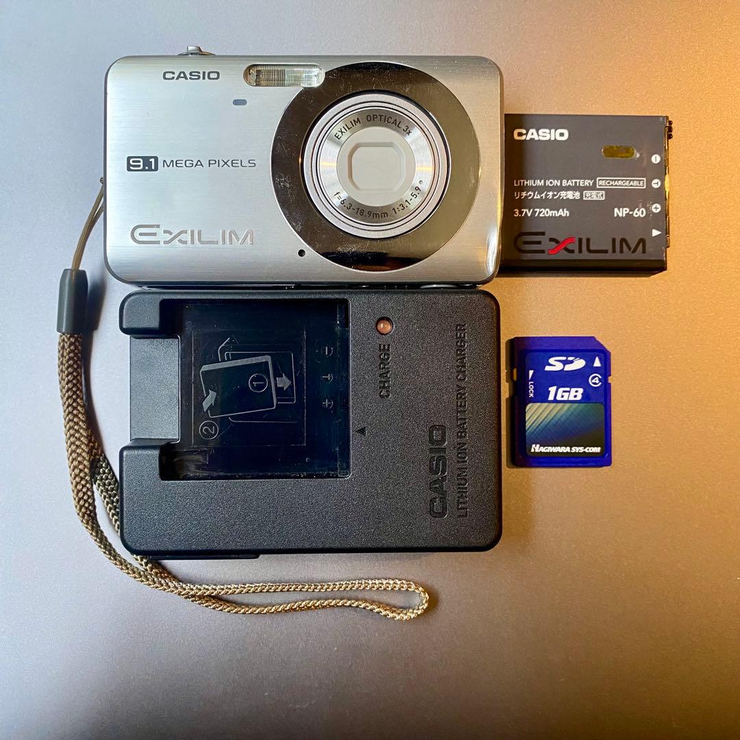 CASIO EXILIM EX-Z85 9.1MP コンパクトデジタルカメラ
