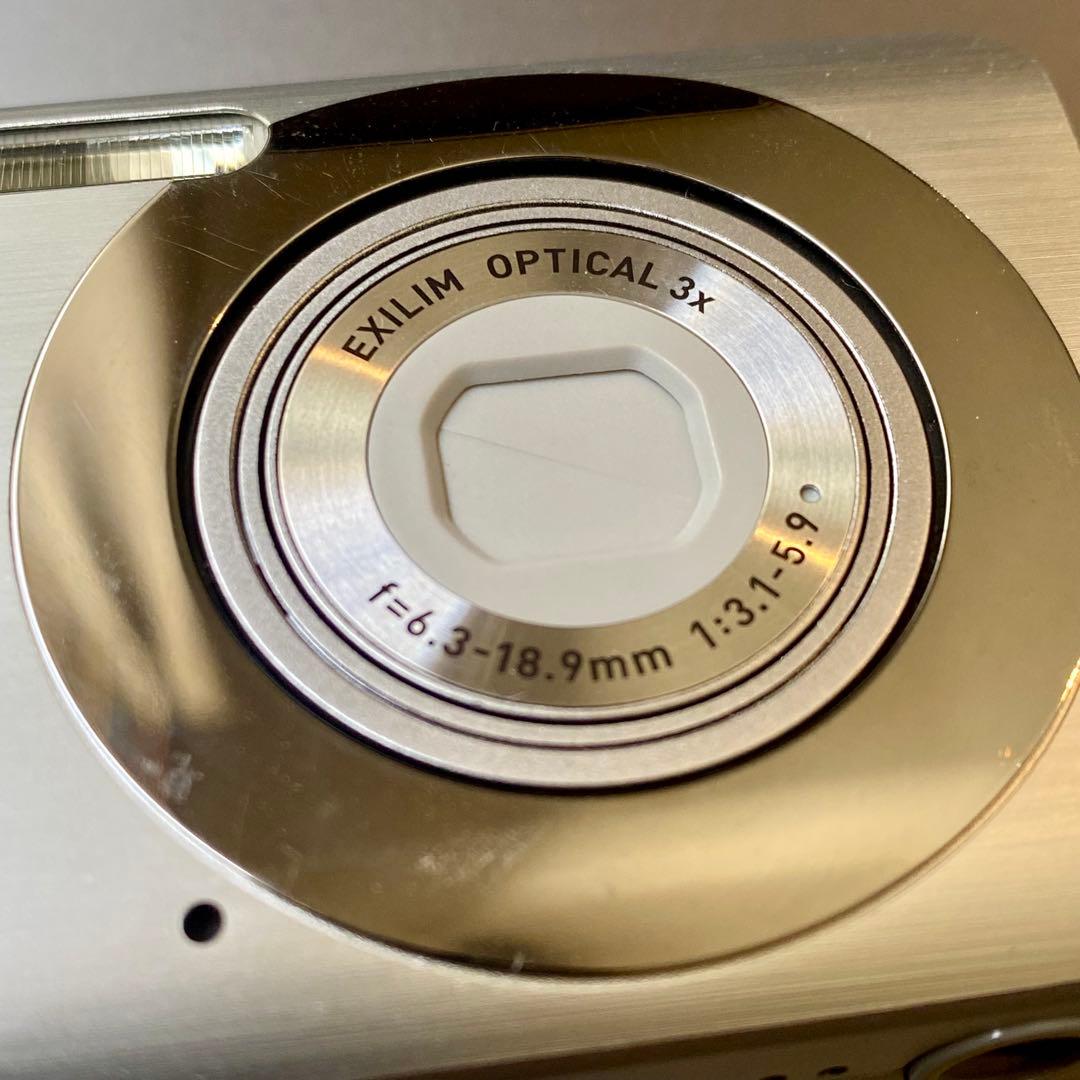 CASIO EXILIM EX-Z85 9.1MP コンパクトデジタルカメラ