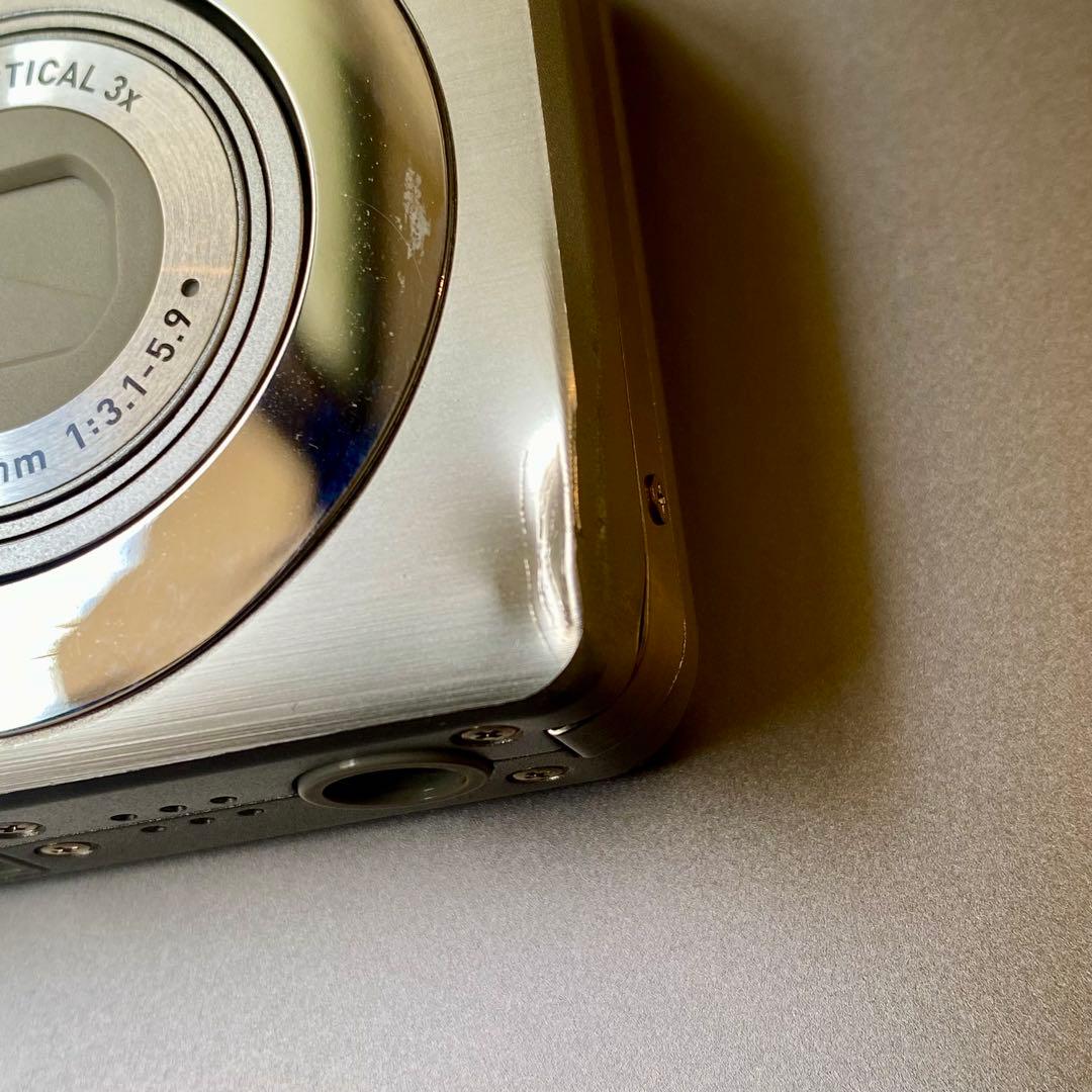 CASIO EXILIM EX-Z85 9.1MP コンパクトデジタルカメラ