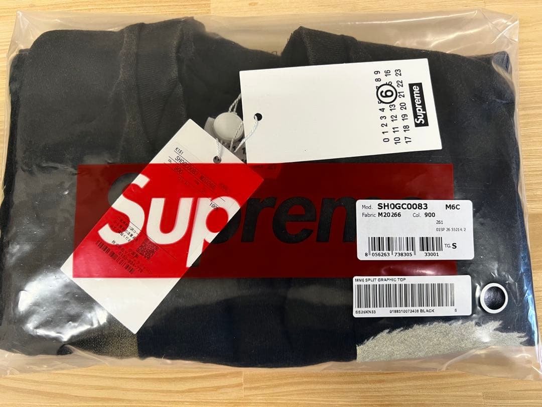 Supreme®/MM6 Maison Margiela Split S/S