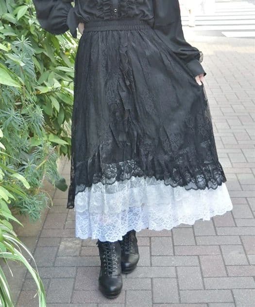 axes femme グラデレースフリルスカート
